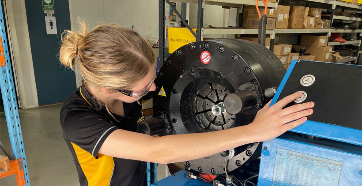 Women in Hydraulink: Lara Richardson drives focus on quality, friendly, and efficient service